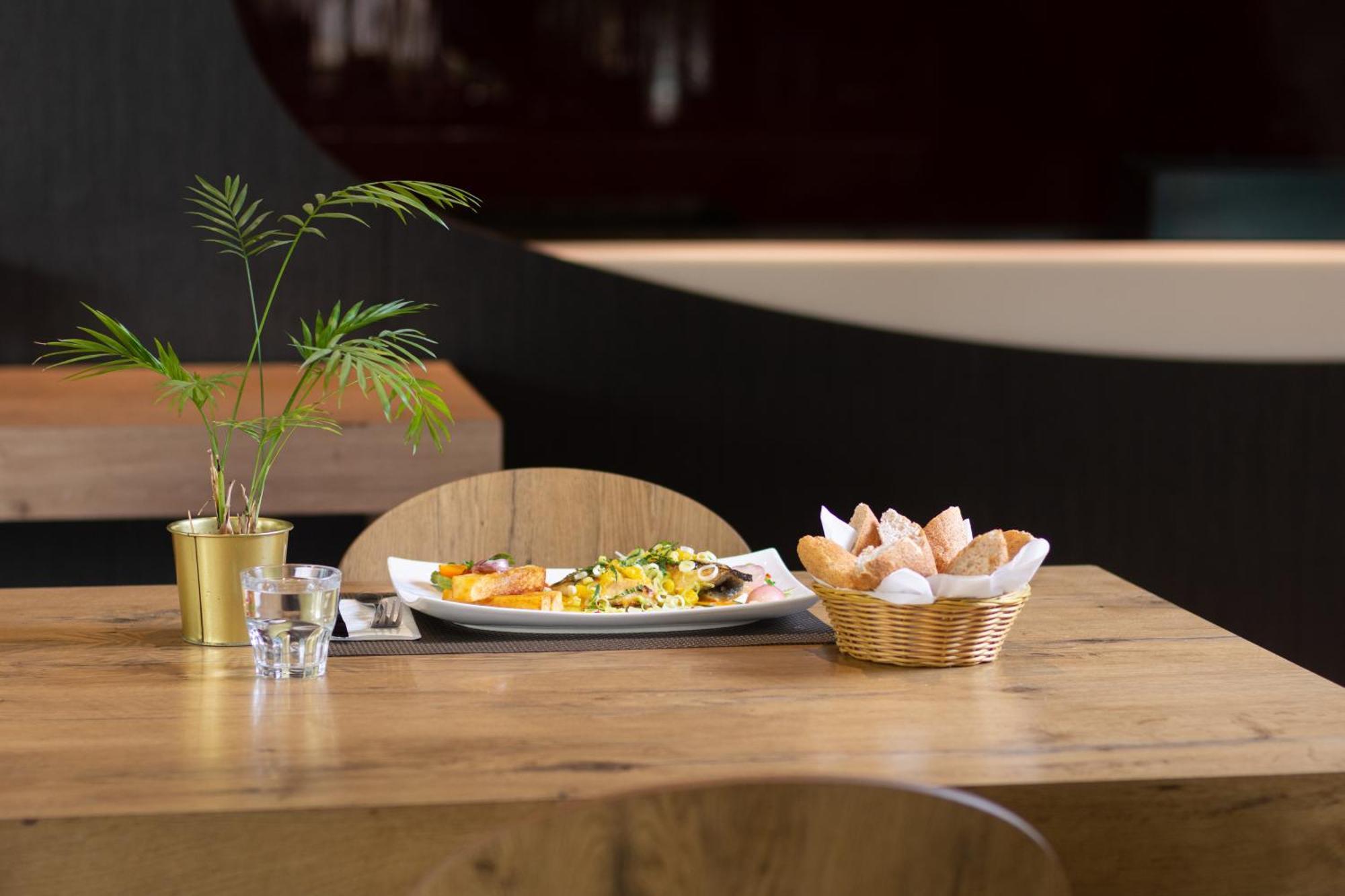 Ibis Rabat Agdal Hotel Bagian luar foto