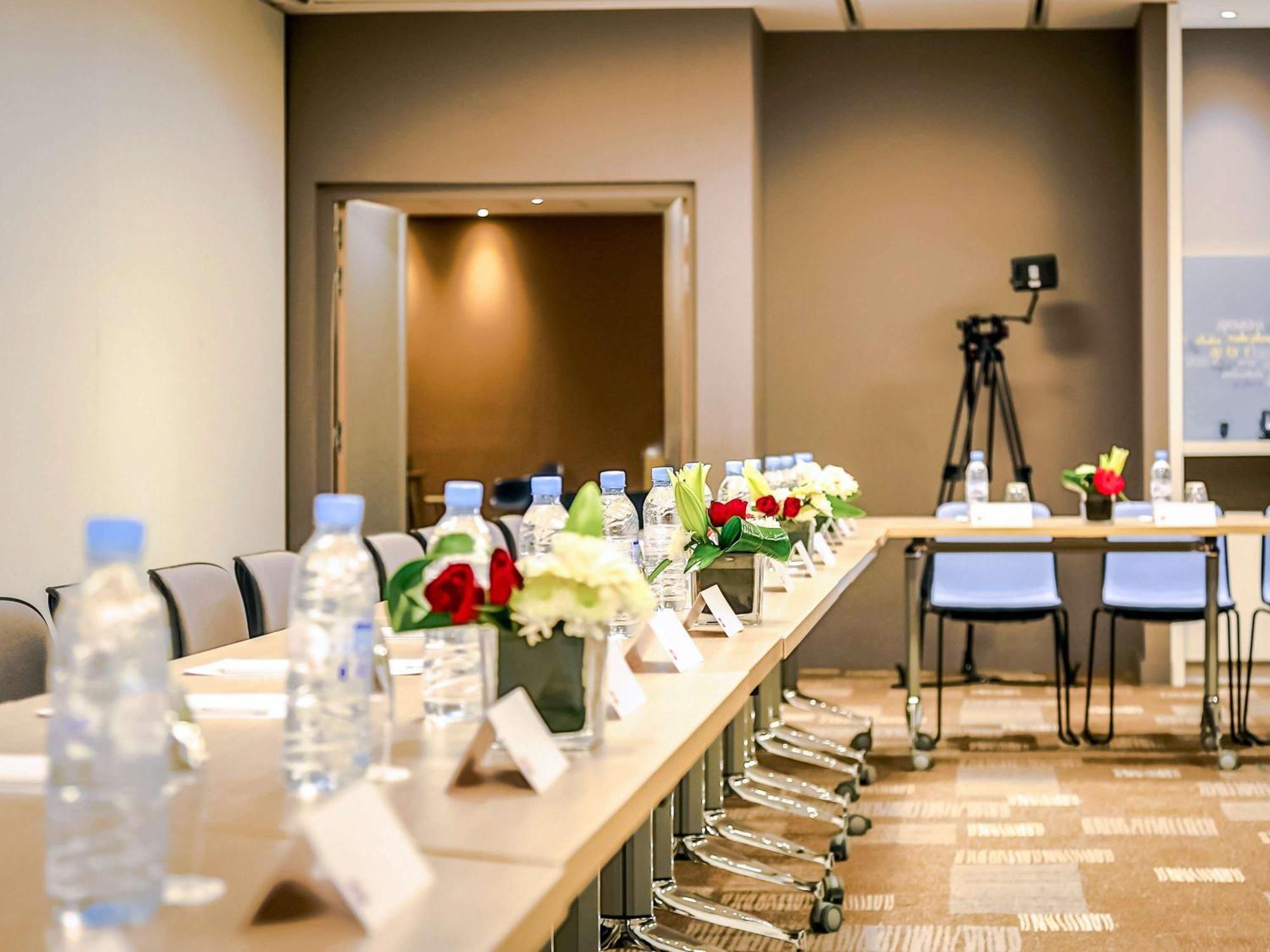 Ibis Rabat Agdal Hotel Bagian luar foto